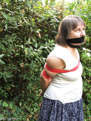 Ghis belt tied to a tree