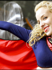 The Superheroines (Poses and Action Photos)