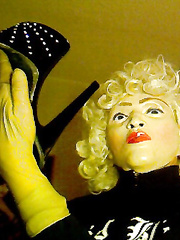 MZ domm FETISH BITCH