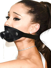 Ariana and taylor
