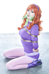 Daphne Classic Bondage