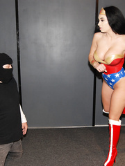 Wonder girl 1