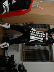 Pictures8