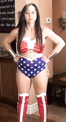 superheroine