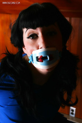 Nurses held Hostage