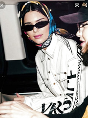 Celebs in Scarf