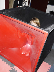 Vacuum cube