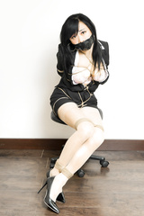 Haru bondage