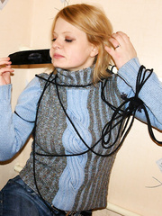 Tied Girl Untie Ropes 29