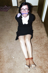 Kaya tied in the hallway