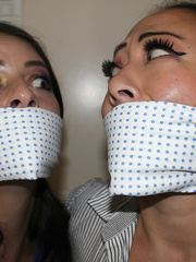 KnottyDamsels 1