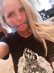 Beatiful girl cleave gag