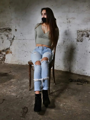 Brunette taken hostage